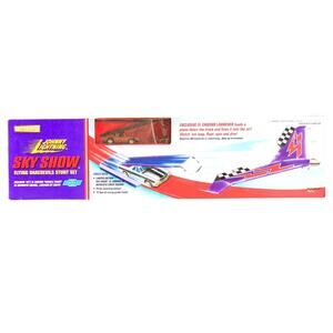 Johnny Lightning Sky Show Daredevil Stunt Set  Red Car